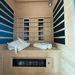 Panorama Level 25 & 26 S P A Z Wanna I Sauna