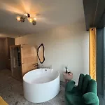 Panorama Level 25 & 26 S P A Z Wanna I Sauna Apartment