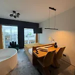 Apartment Panorama Level 25 & 26 S P A Z Wanna I Sauna