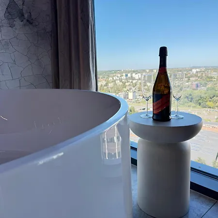 Panorama Level 25 & 26 S P A Z Wanna I Sauna *