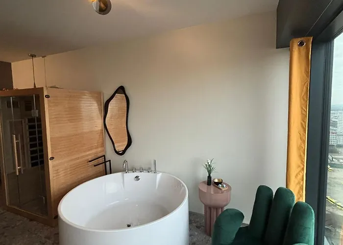 Panorama Level 25&26 S P A Z Wanną I Sauną Apartament *